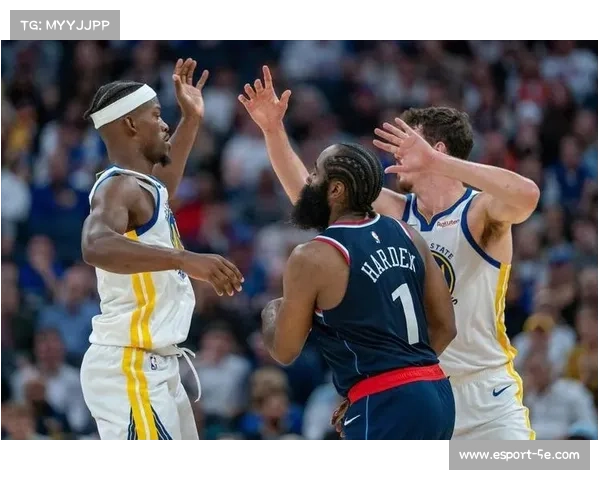 泰伦卢执教快船11胜4负，北伐策略见效冲前六